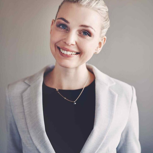 https://wfmexperts.com/wp-content/uploads/2021/06/img-team-04-640x640.jpg